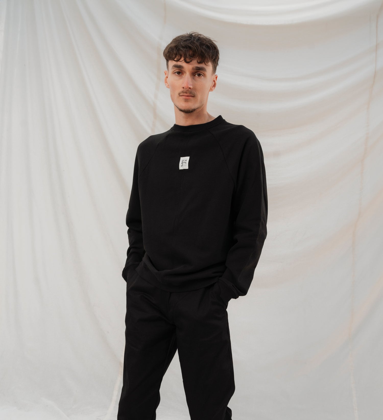 OVERSIZED SWEATER 430GSM - BLACK